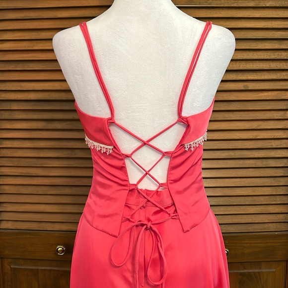 Roberta Stunning Two-Piece Formal Dress - Picture 5 of 10